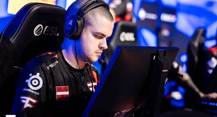 MOUZ и FaZe сойдутся в финале турнира IEM Chengdu 2024