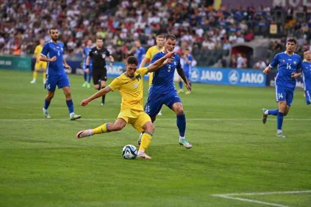 Прогноз и ставка на матч Румыния — Украина 