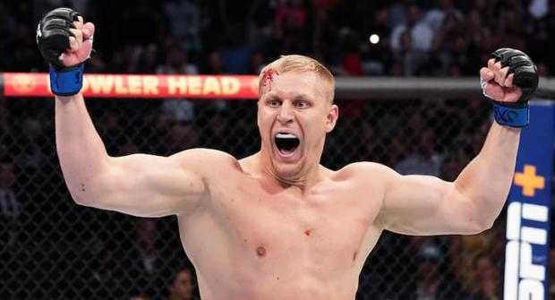 Сергей Павлович победил на UFC