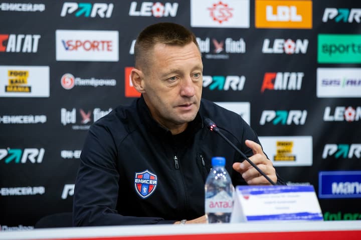 Андрей Тихонов