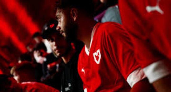 MOUZ