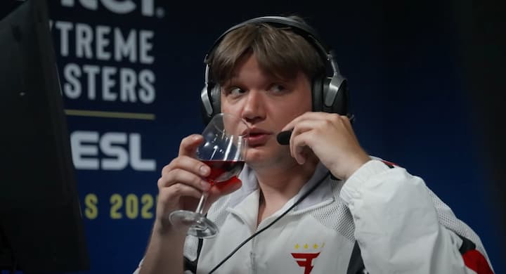 Где окажется S1mple в 2025 году? Отвечают букмекеры