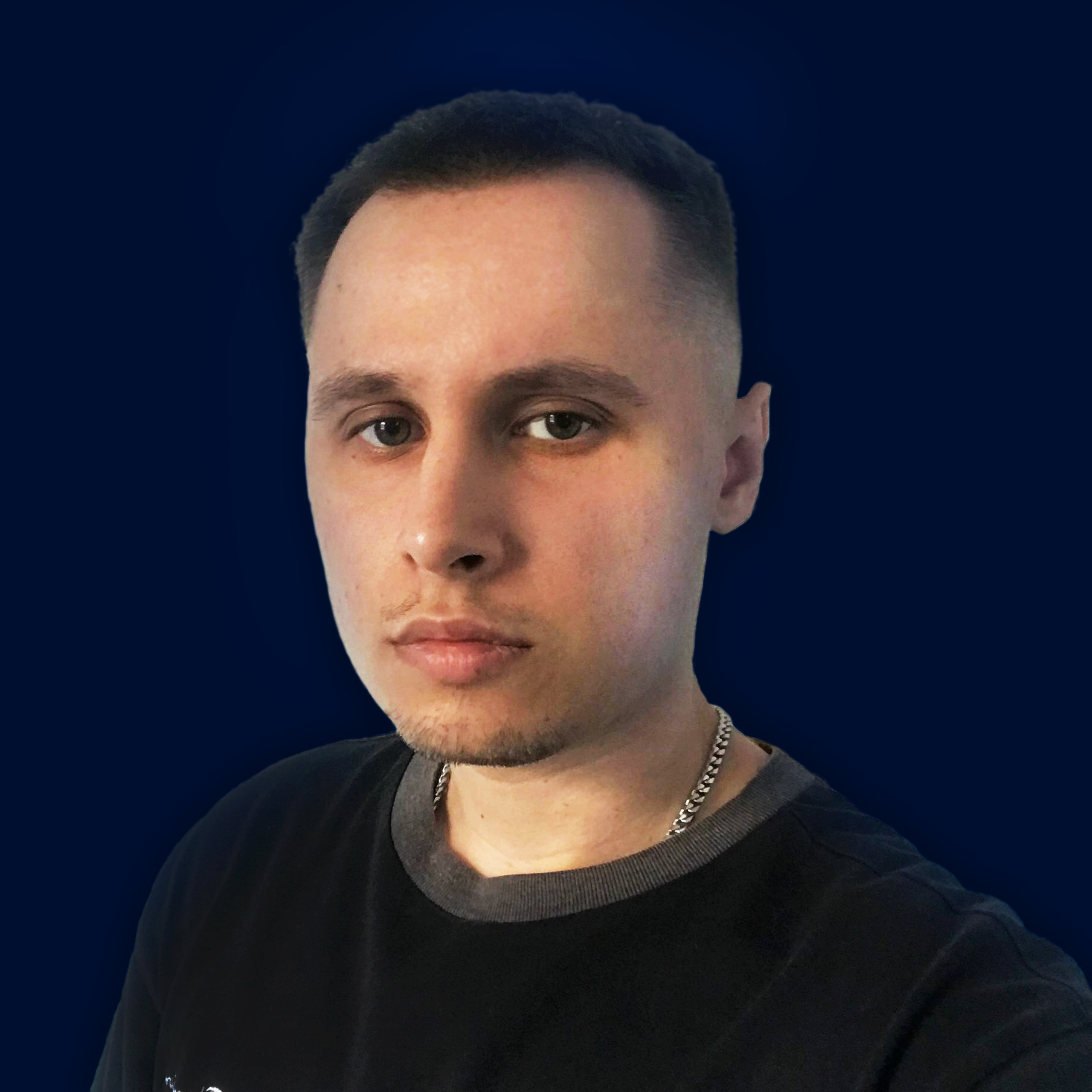 Максим Кирсанов