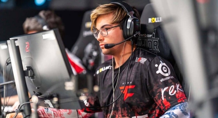 Team Vitality — FaZe Clan: букмекеры назвали фаворита финала StarLadder Budapest Major-2025