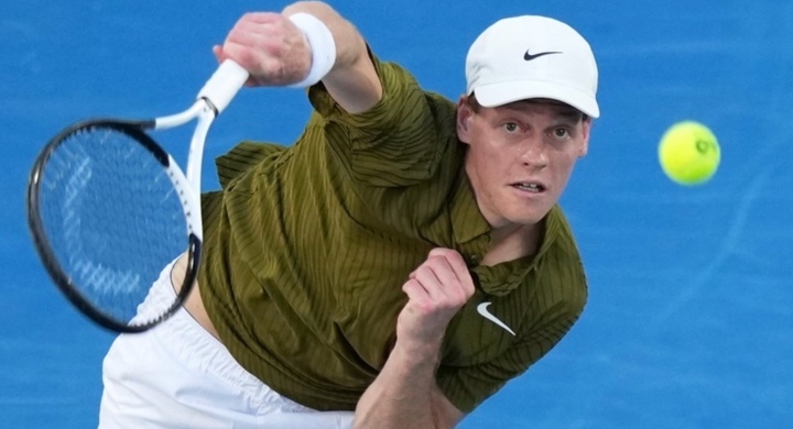 Синнер или Алькарас? Букмекеры назвали фаворита Australian Open перед стартом 1/4 финала
