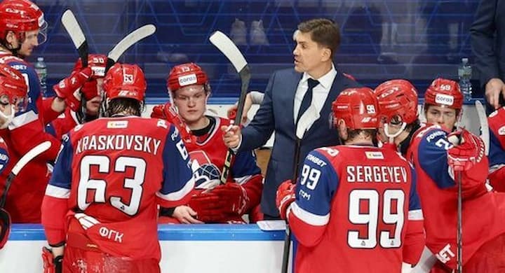 «Локомотив» стал главным фаворитом Кубка Гагарина после победы в первом матче над «Салаватом Юлаевым»