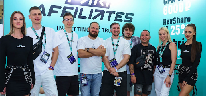PARI Affiliates команда