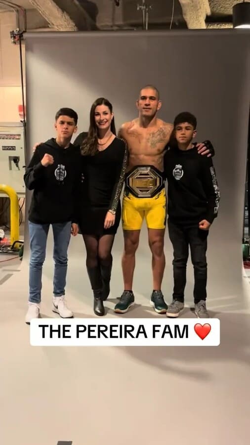 Алекс Перейра на взвешивании UFC