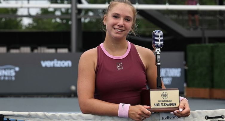 16-летняя россиянка выиграла турнир WTA. Букмекеры даже не давали коэффициент на ее титул