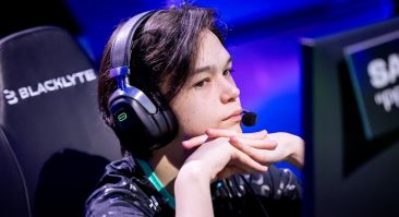 Любитель киберспорта поставил 300 000 рублей на матч PARIVISION и Team Spirit в полуфинале The International 2026