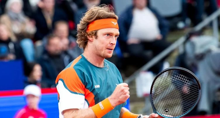 Медведев и Рублев — главные фавориты турнира ATP в Ханчжоу
